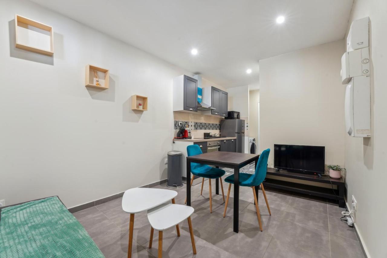 Apartment Budget Avec Parking Au Centre-ville